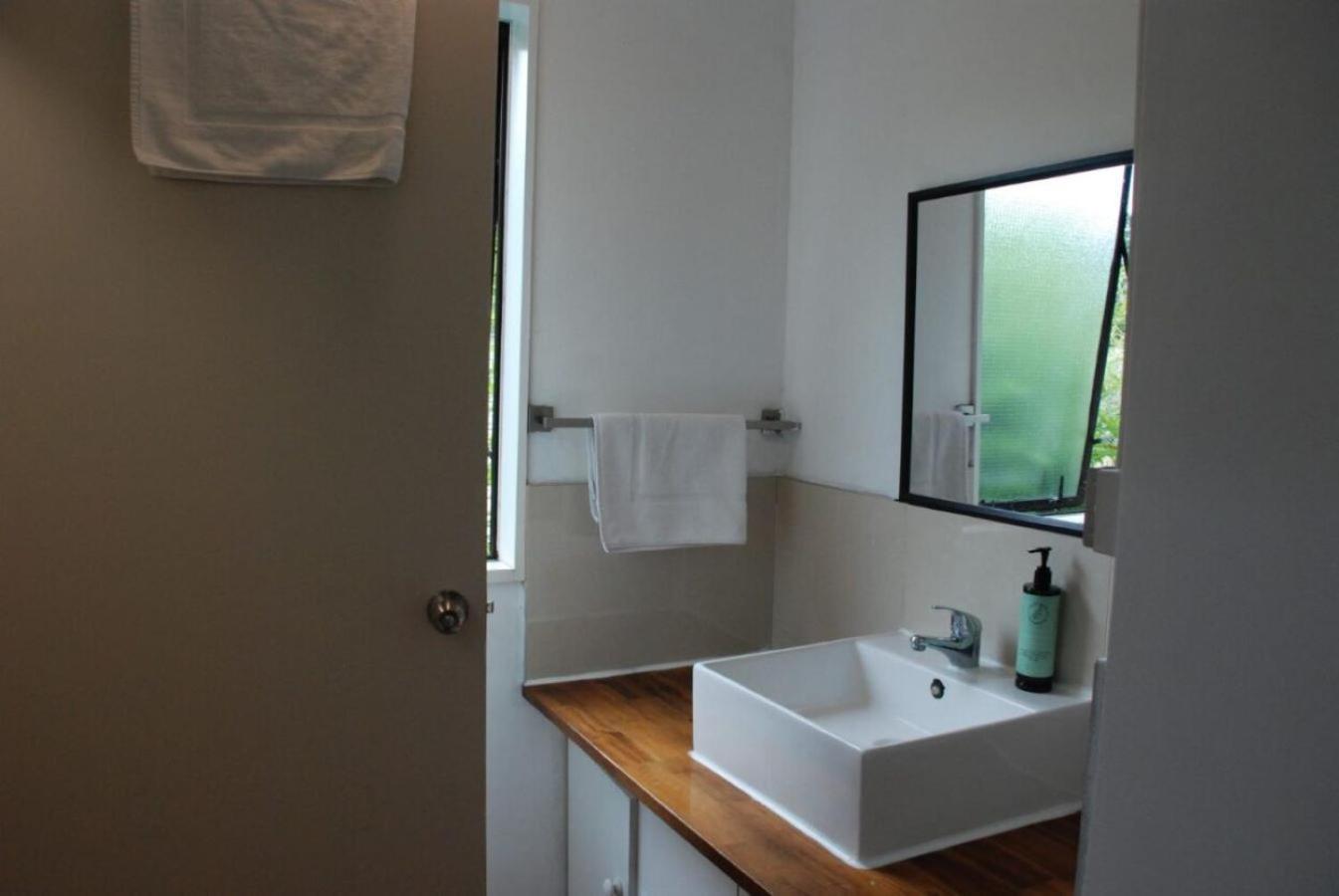 Vr Auckland Airport Hotel Екстериор снимка